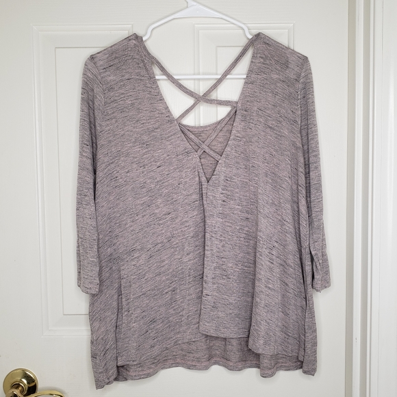 4/$25 🥂 Lush Criss Cross Back Top Size Small - Picture 3 of 3